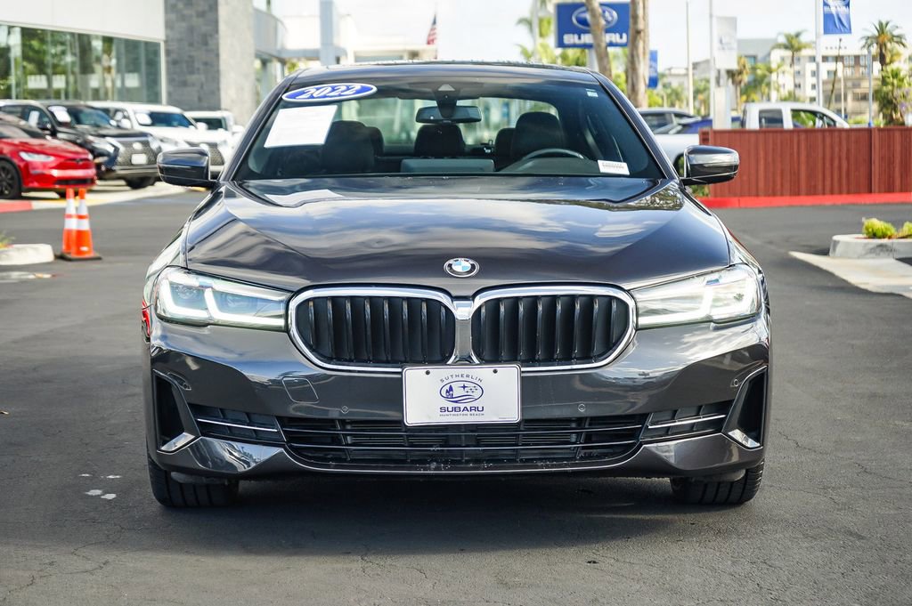 Used 2022 BMW 530i w/ Convenience Package image 2