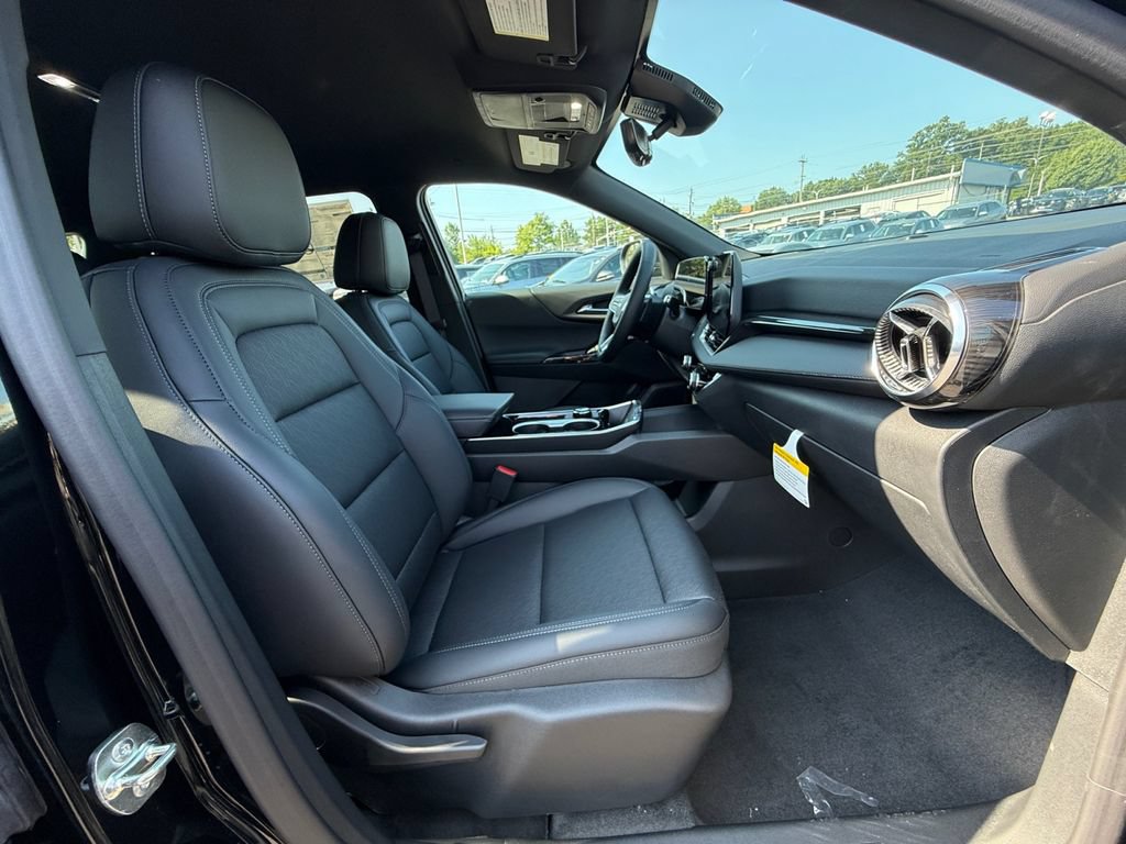 New 2027 Chevrolet Equinox LT w/ Convenience Package II FWD image 25