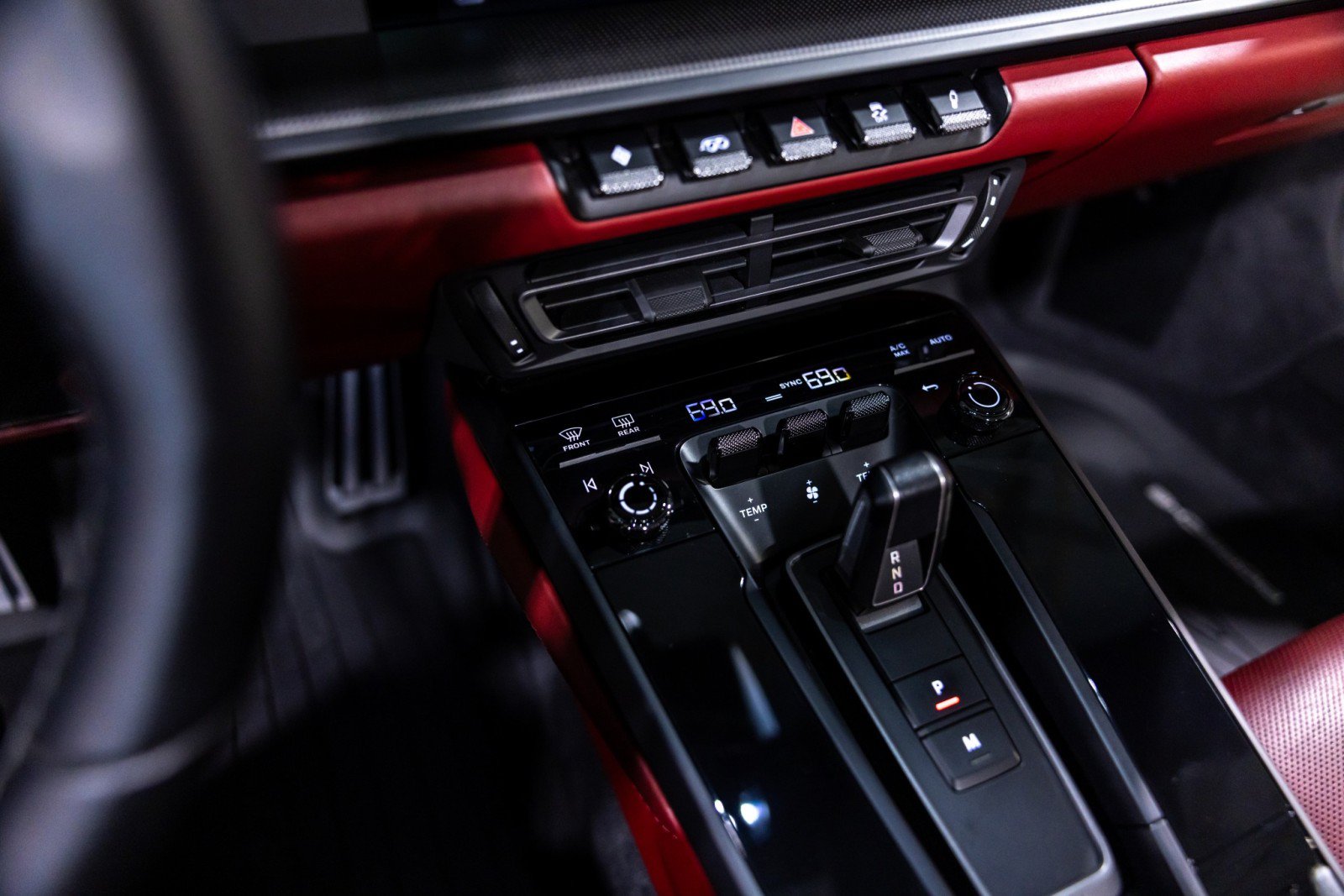 Used 2022 Porsche 911 Cabriolet image 52
