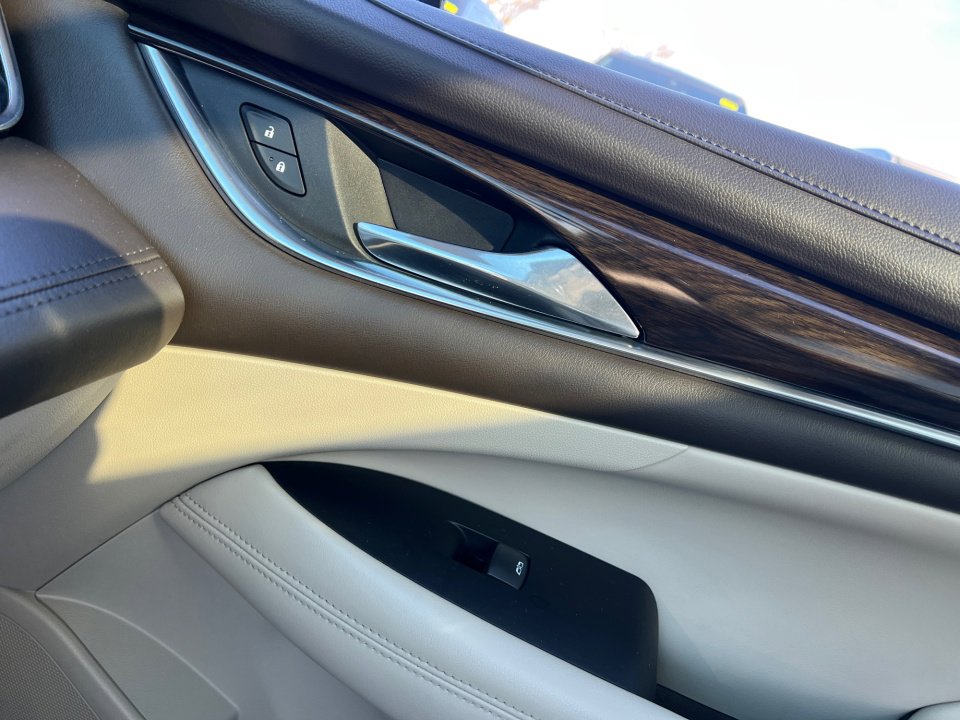 Used 2017 Buick LaCrosse Premium w/ Driver Confidence Package #2 image 32