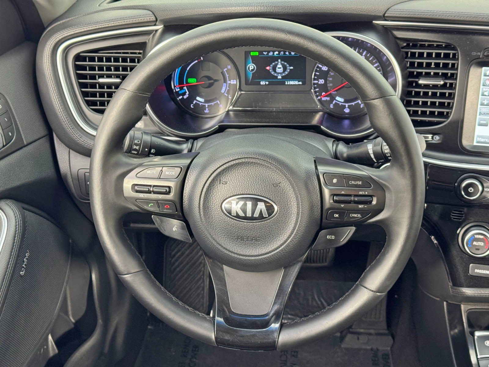 Used 2015 Kia Optima EX image 19