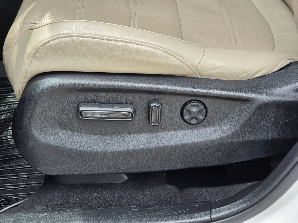Used 2018 Honda CR-V EX-L image 18