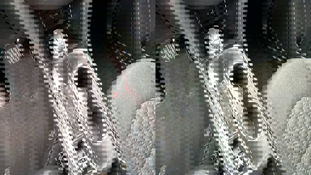 Used 2020 Chevrolet Equinox LT image 26