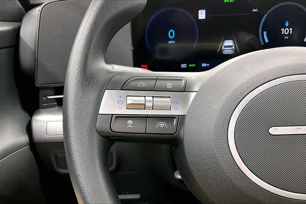 Used 2024 Hyundai Kona SE FWD image 23