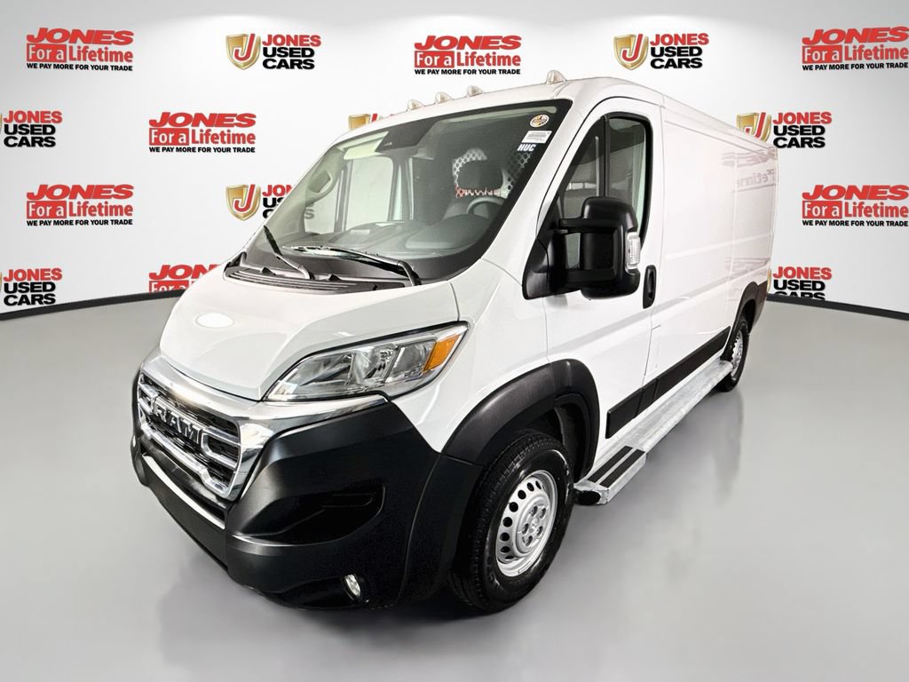 Used 2025 RAM ProMaster 2500 w/ U-Haul Equipment Group FWD image 11