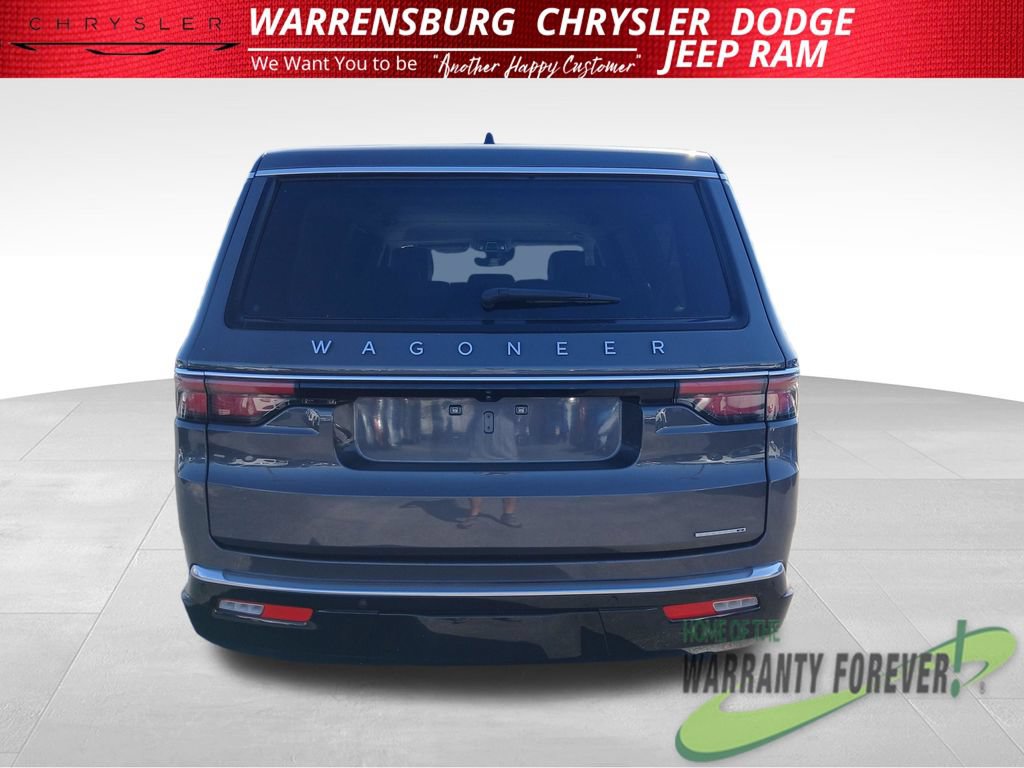 Used 2024 Jeep Wagoneer L Series II w/ Flexible Seating Group AWD/4WD image 5