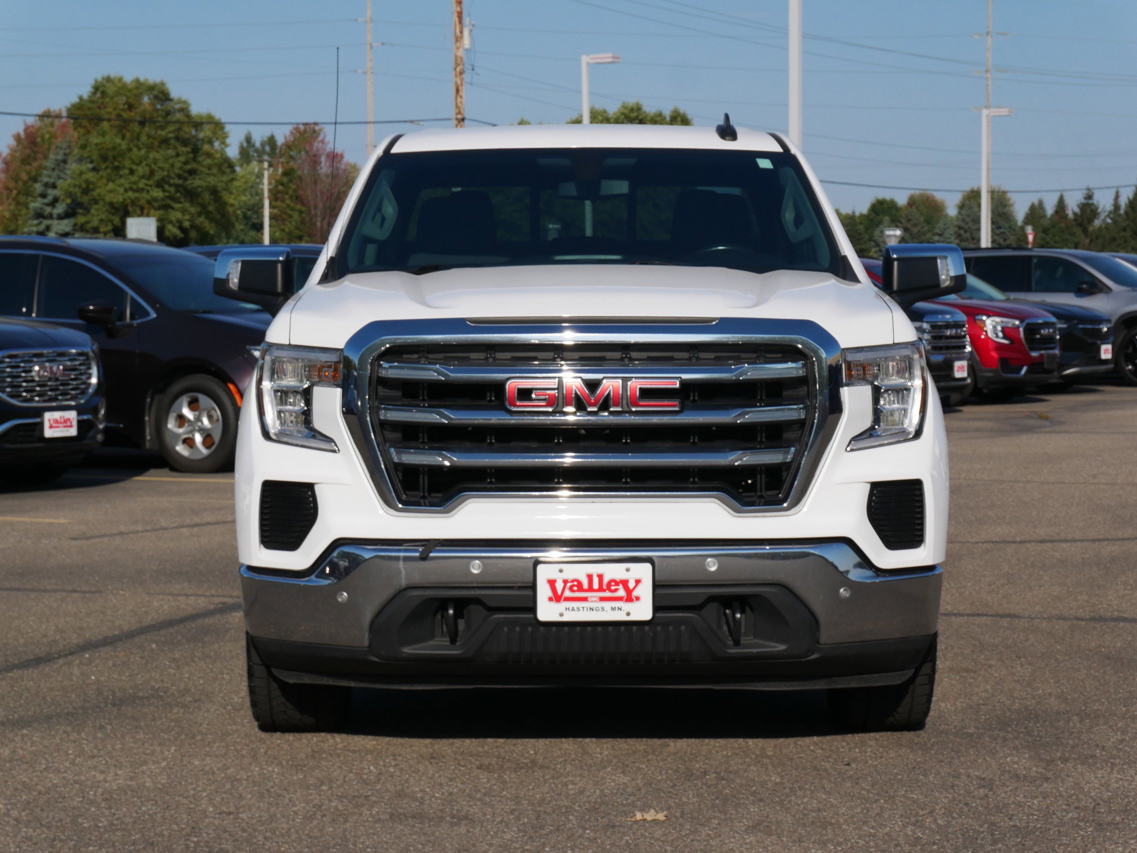 Used 2020 GMC Sierra 1500 SLE w/ SLE Value Package image 2
