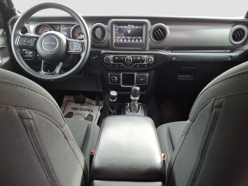 Used 2022 Jeep Gladiator Sport image 14