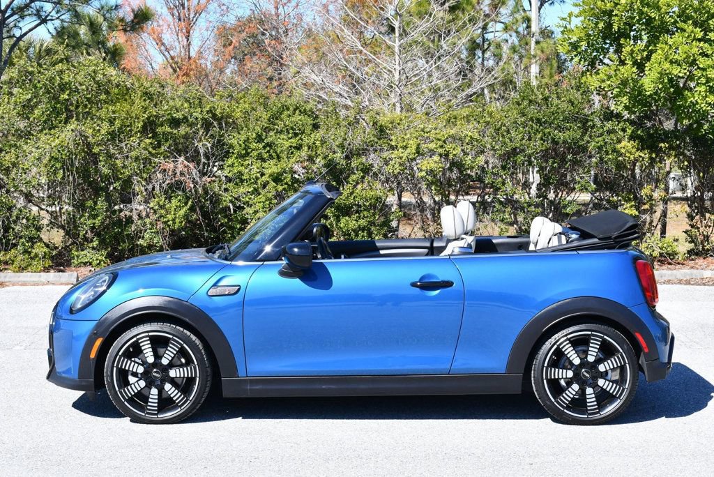 Used 2022 MINI Cooper S image 26
