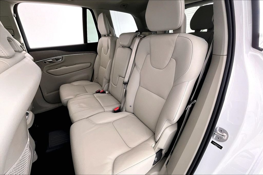 Certified 2024 Volvo XC90 T8 Plus w/ Protection Package Premier AWD/4WD image 34