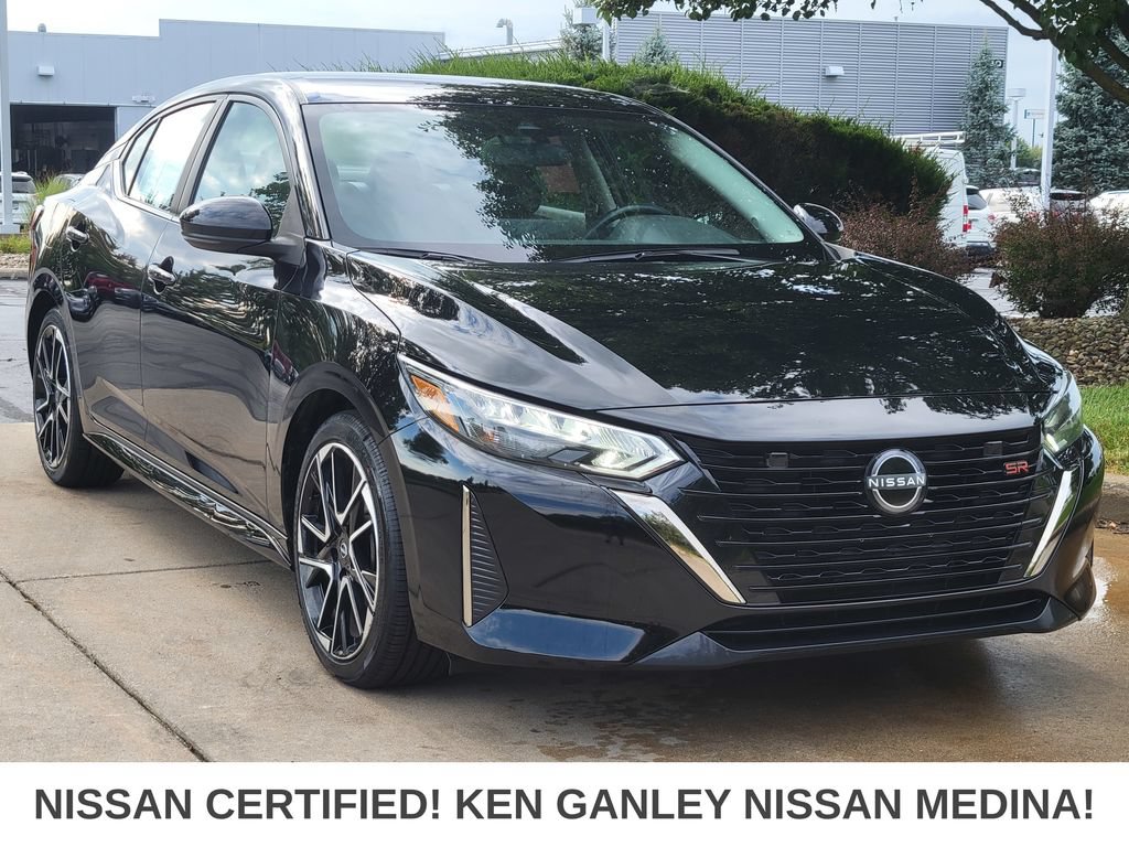 Certified 2025 Nissan Sentra SR FWD image 1