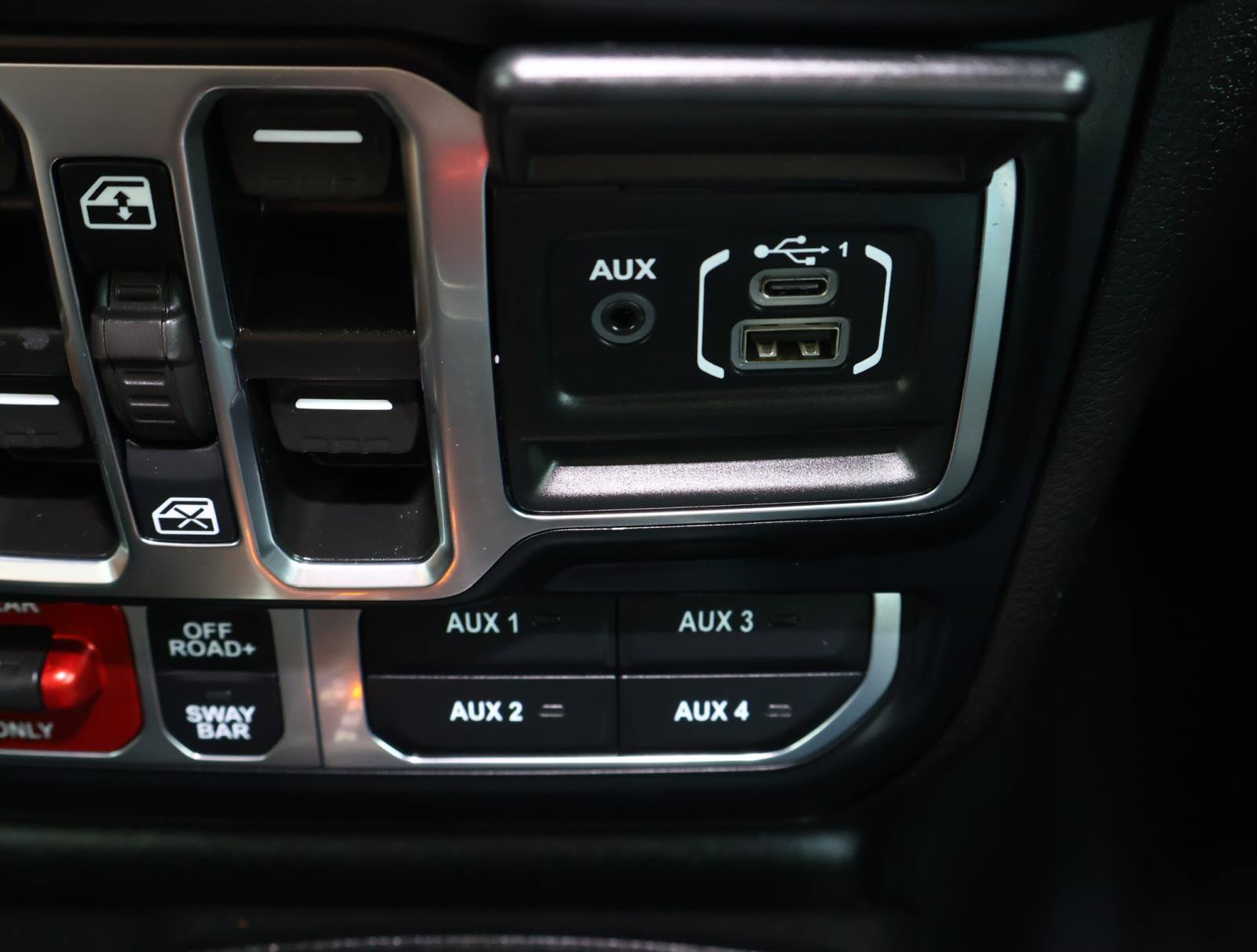 Used 2024 Jeep Wrangler Unlimited Rubicon image 29