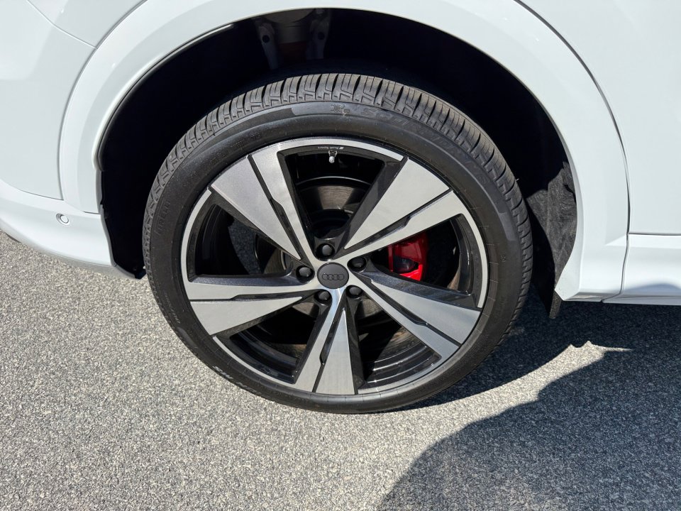 New 2026 Audi SQ5 Premium Plus AWD/4WD image 23