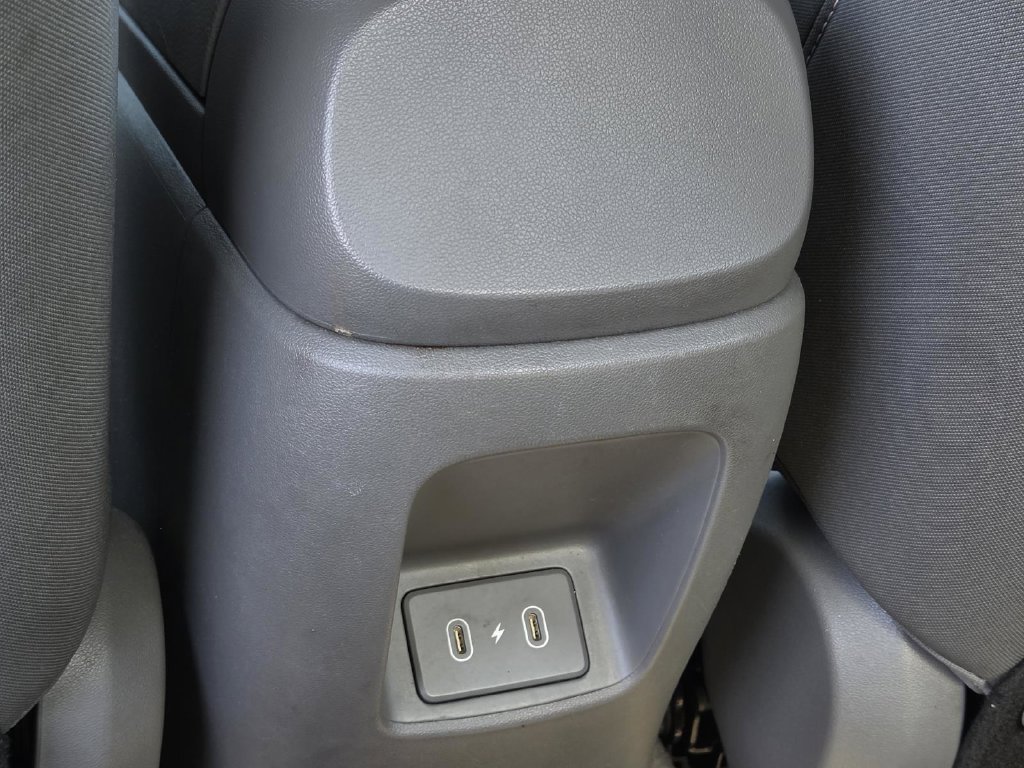Used 2024 Hyundai Elantra SEL FWD image 38