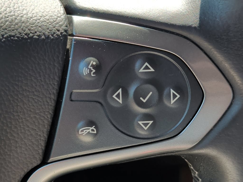 Used 2015 Chevrolet Silverado 1500 LTZ AWD/4WD image 13