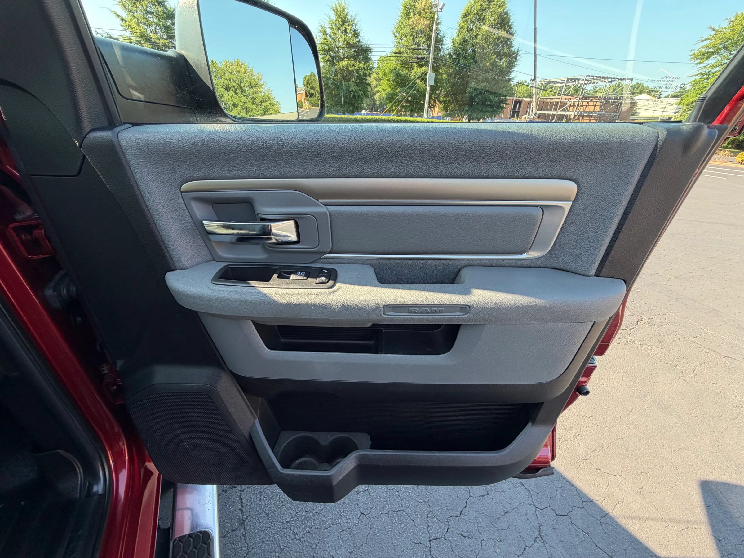 Used 2014 RAM 3500 Big Horn AWD/4WD image 23