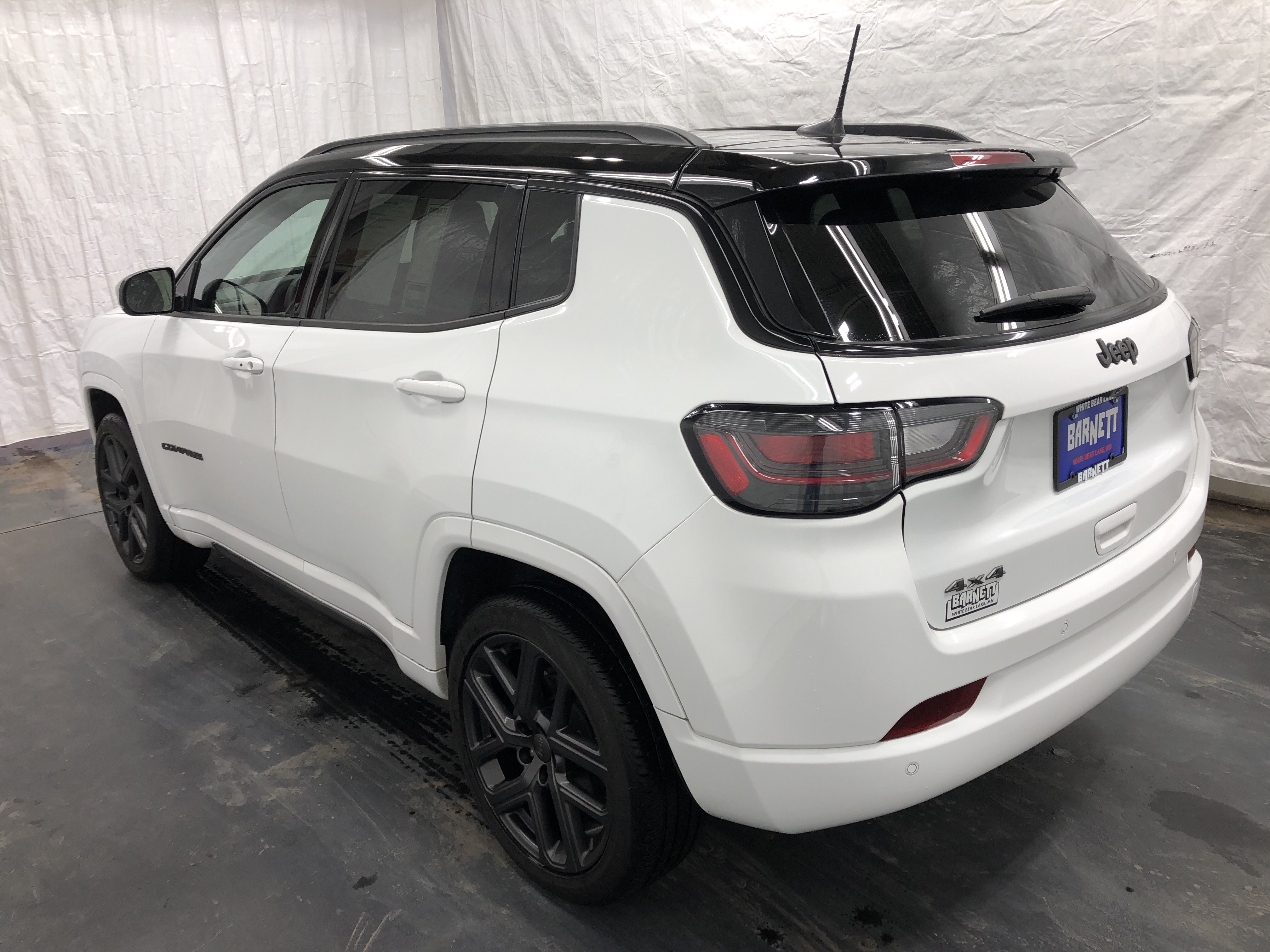 Certified 2024 Jeep Compass Limited w/ High Altitude Package AWD/4WD image 6