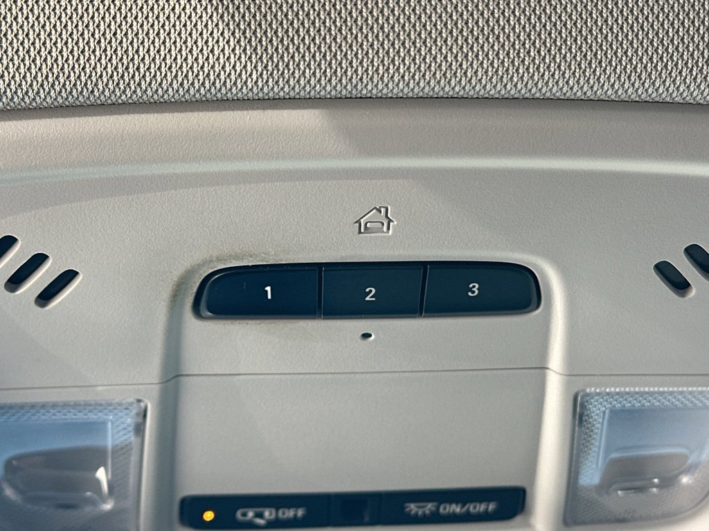 Used 2020 Chevrolet Traverse LT w/ LPO, Floor Liner Package image 25