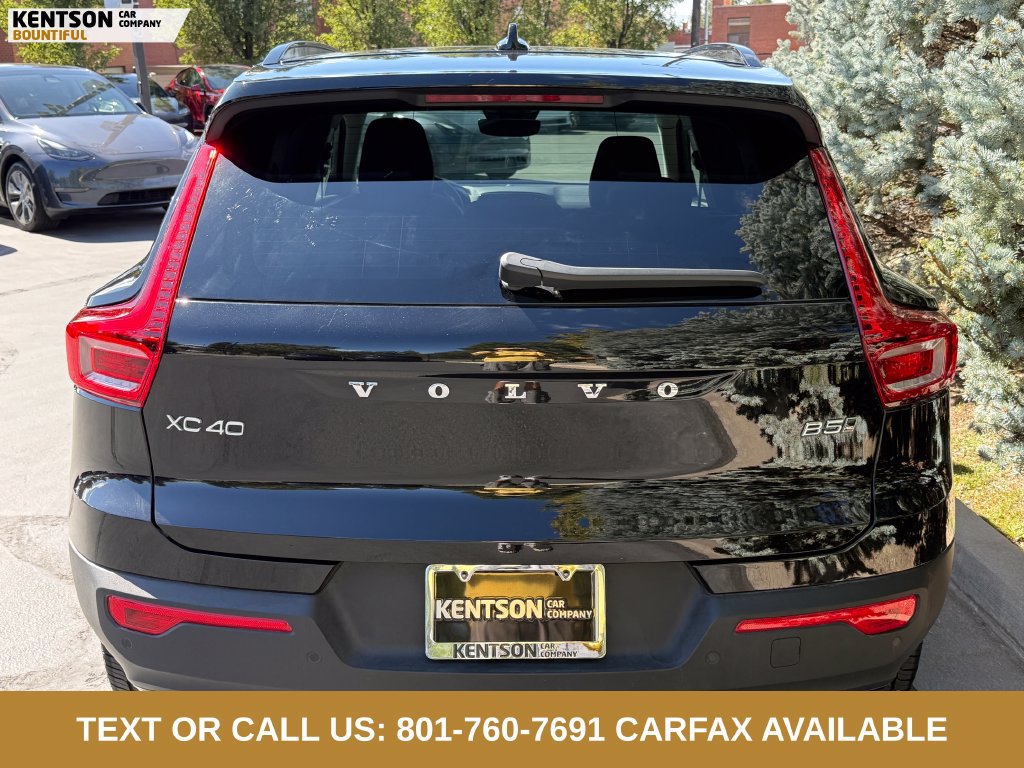 Used 2026 Volvo XC40 B5 Plus AWD/4WD image 7
