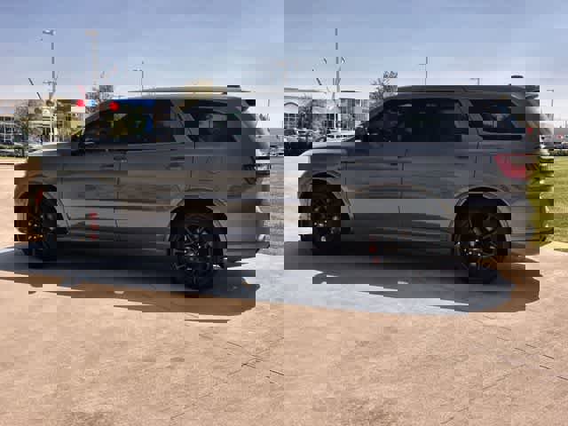 Used 2022 Dodge Durango R/T w/ Tow 'N Go Package image 4