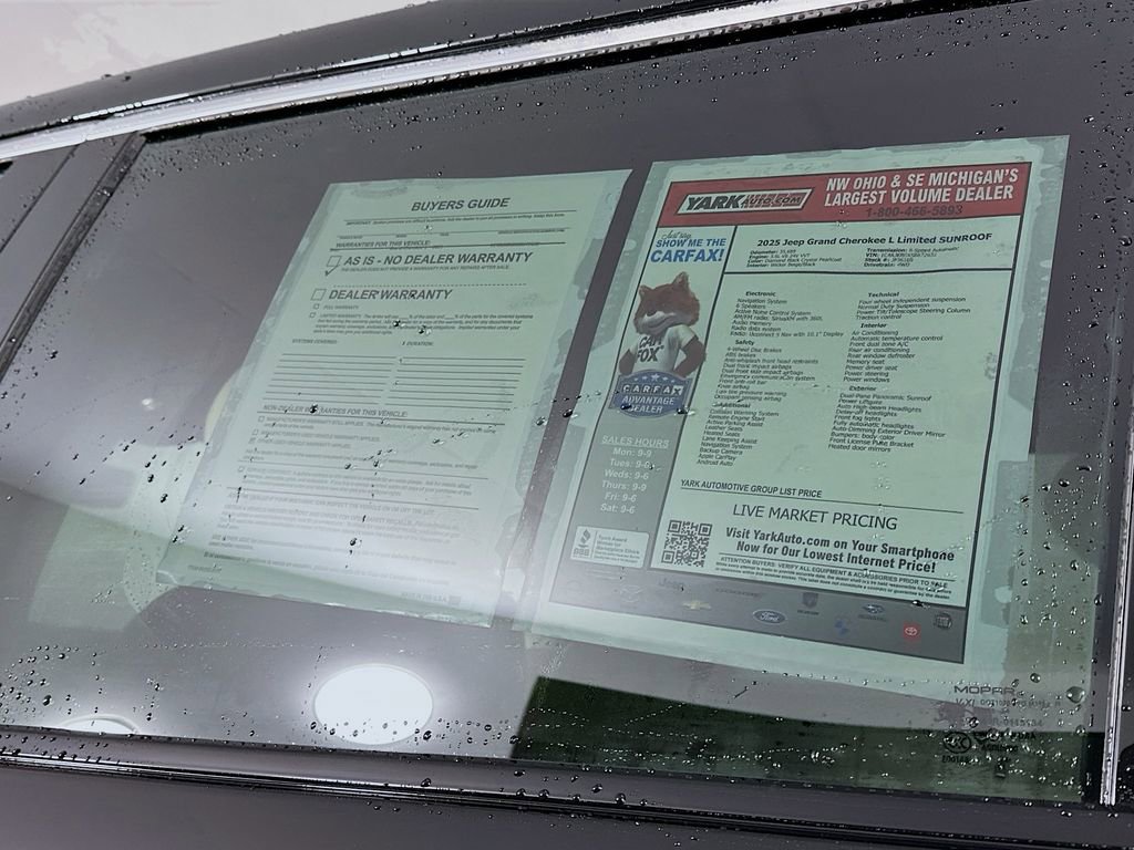 Certified 2025 Jeep Grand Cherokee L Limited w/ Luxury Tech Group II image 16