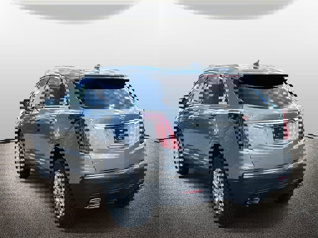 New 2025 Cadillac XT5 Luxury image 4