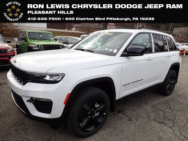 New 2025 Jeep Grand Cherokee Limited w/ Black Appearance Package