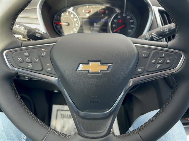 Used 2024 Chevrolet Equinox Premier image 23