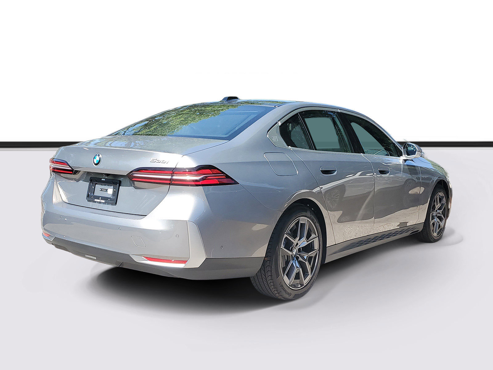 New 2027 BMW 530i w/ Executive Package RWD image 4
