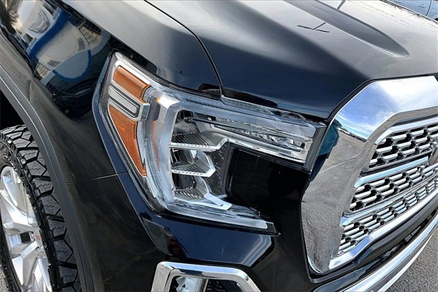 Used 2019 GMC Sierra 1500 SLT w/ SLT Premium Plus Package image 33