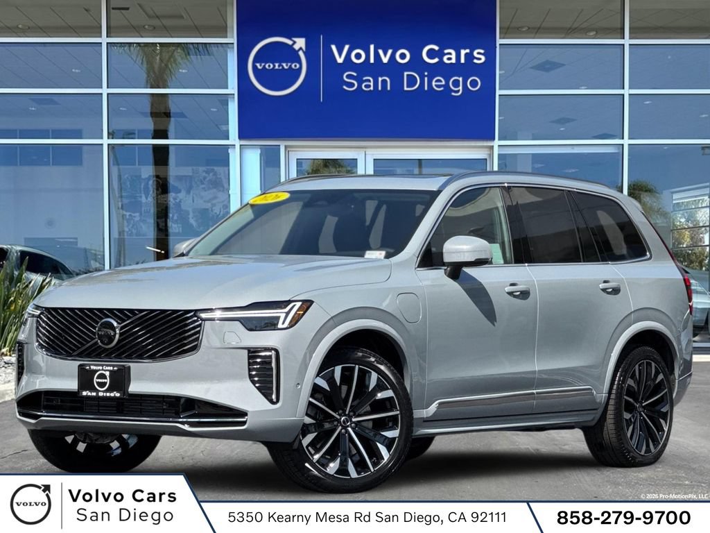 New 2026 Volvo XC90 T8 Plus