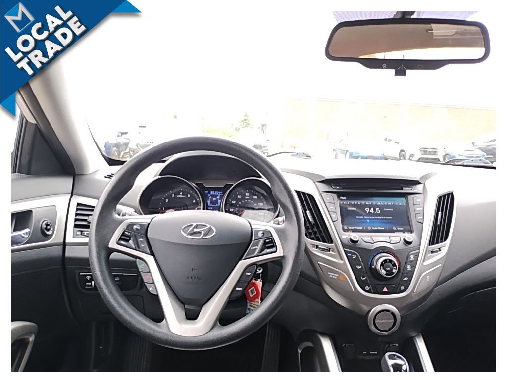 Used 2012 Hyundai Veloster FWD image 24