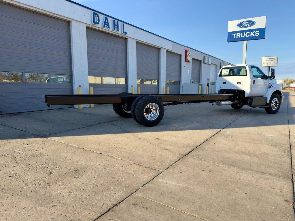 New 2026 Ford F650 2WD Regular Cab Super Duty image 8