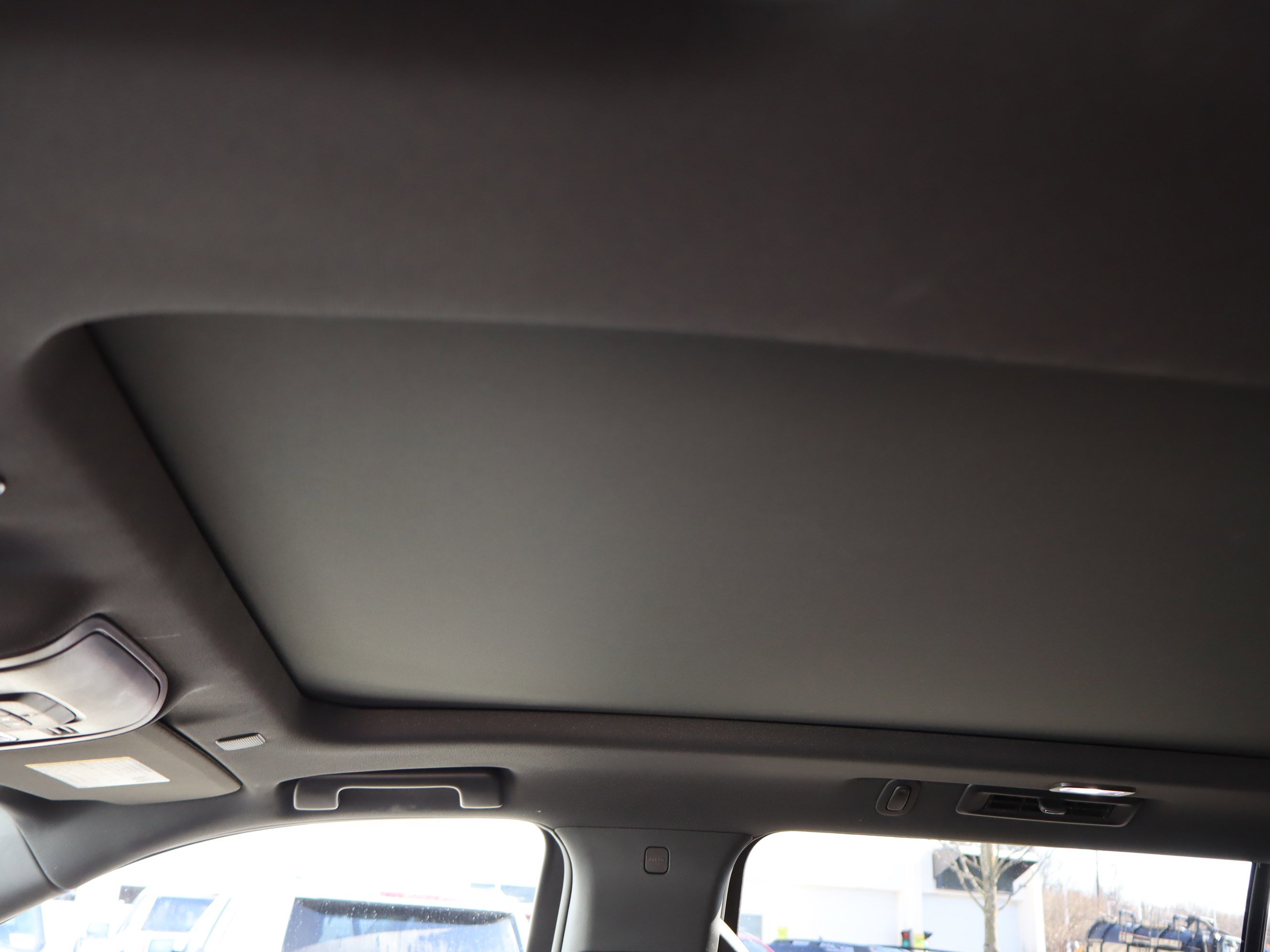 Certified 2024 Chevrolet Suburban High Country w/ Premium Package image 21