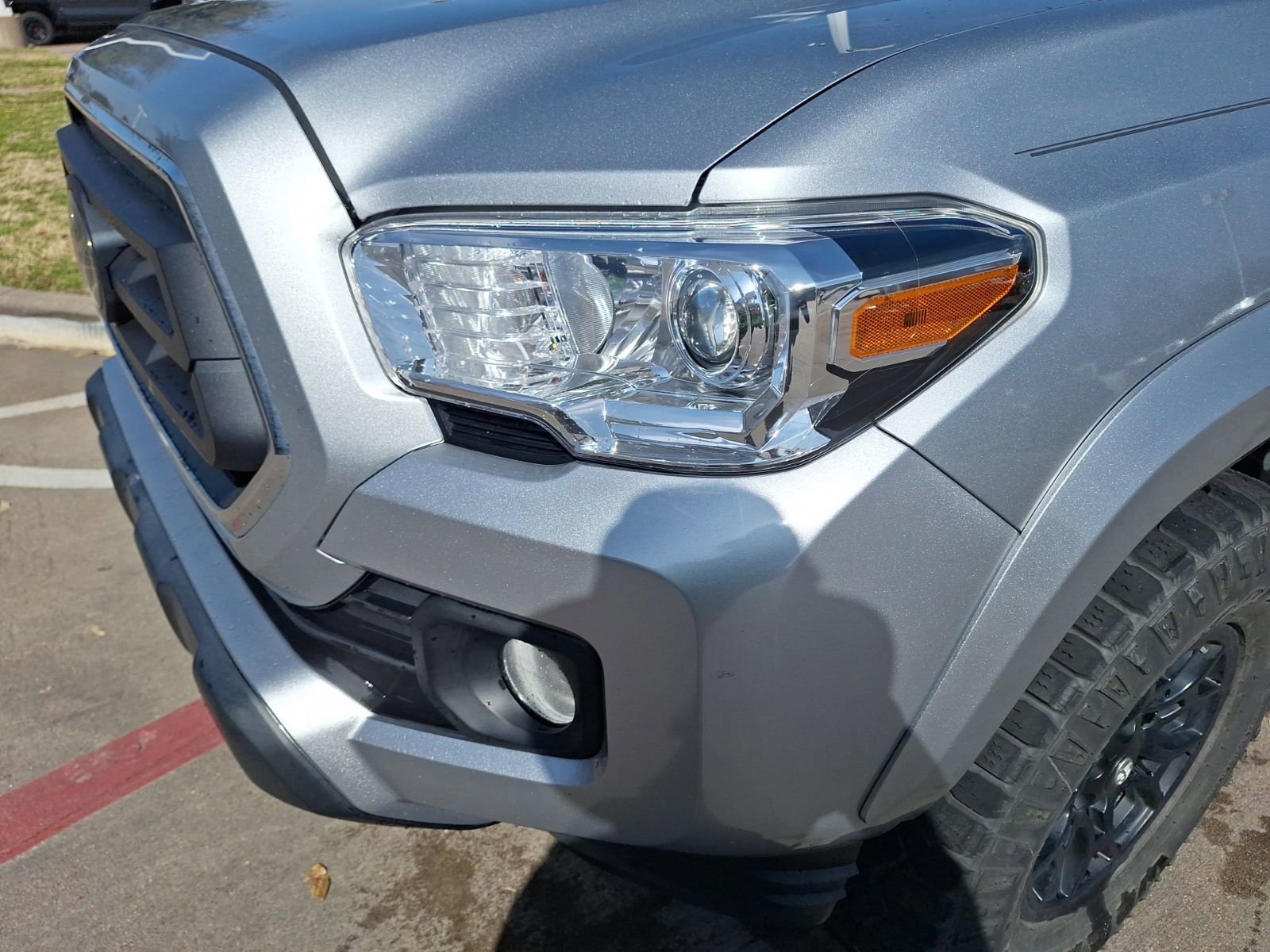 Used 2022 Toyota Tacoma SR5 image 11