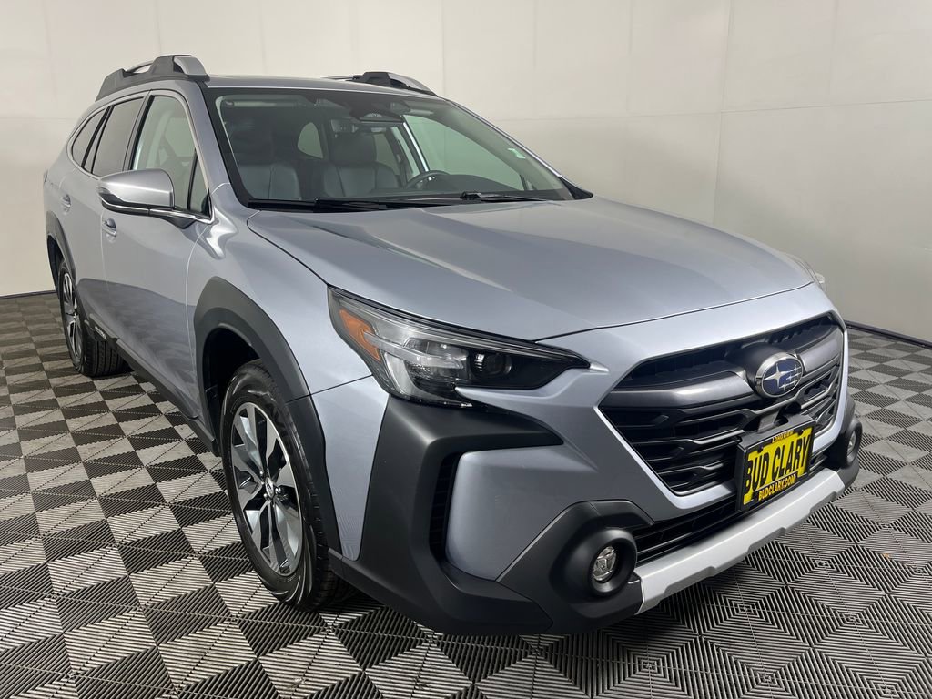 Used 2024 Subaru Outback Touring XT AWD/4WD image 3