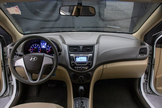 Used 2014 Hyundai Accent GLS image 20