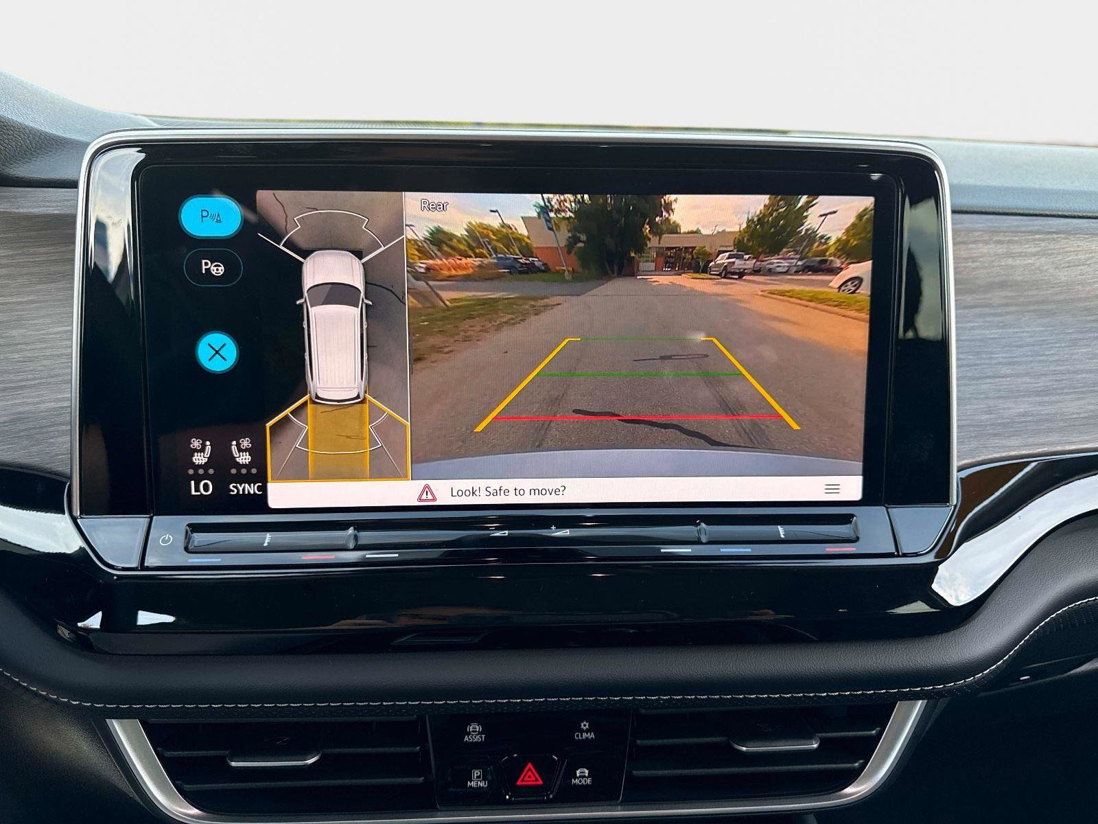 New 2026 Volkswagen Atlas SEL Premium R-Line image 21