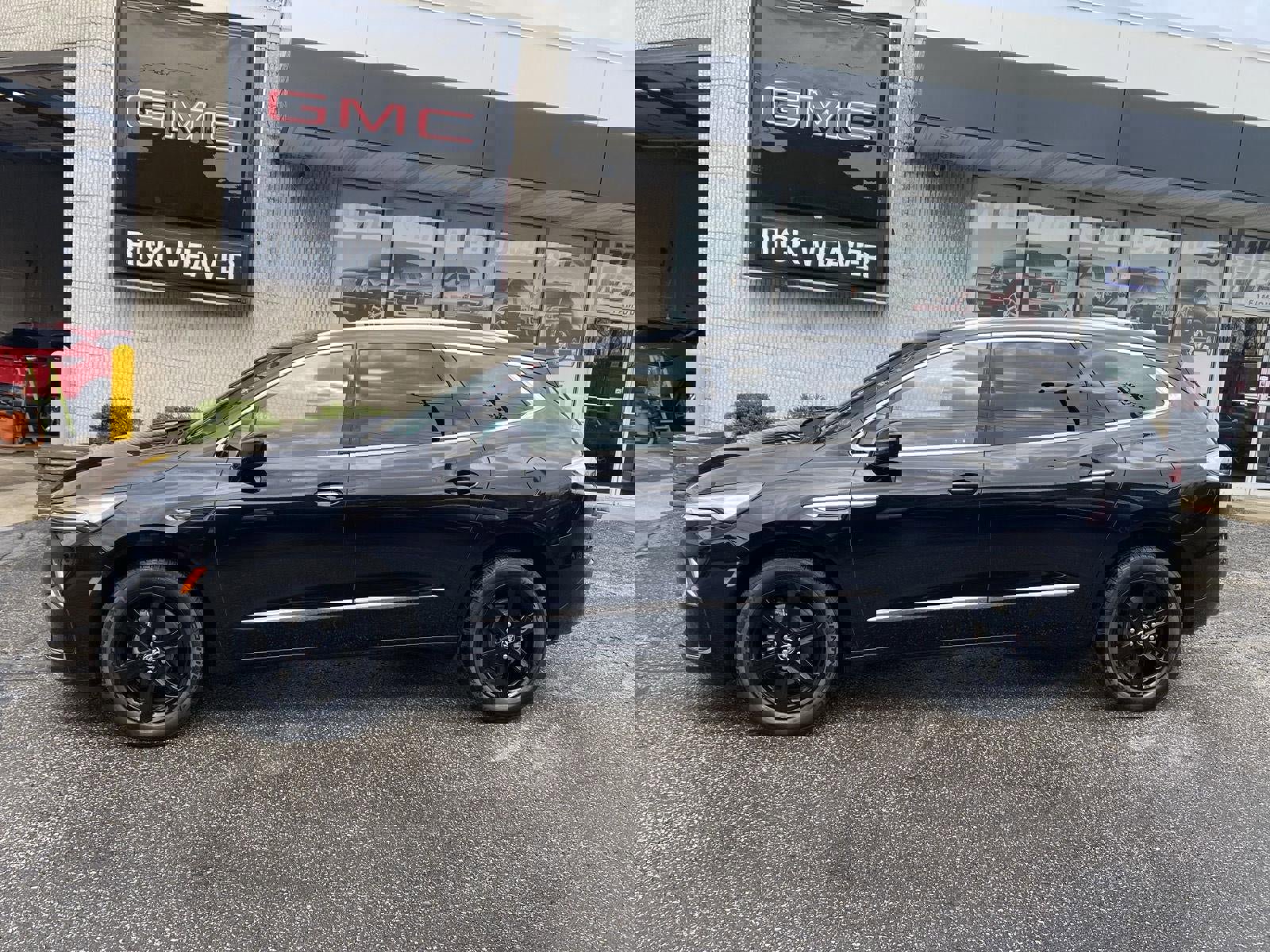 Certified 2023 Buick Enclave Essence w/ Experience Buick Package image 5