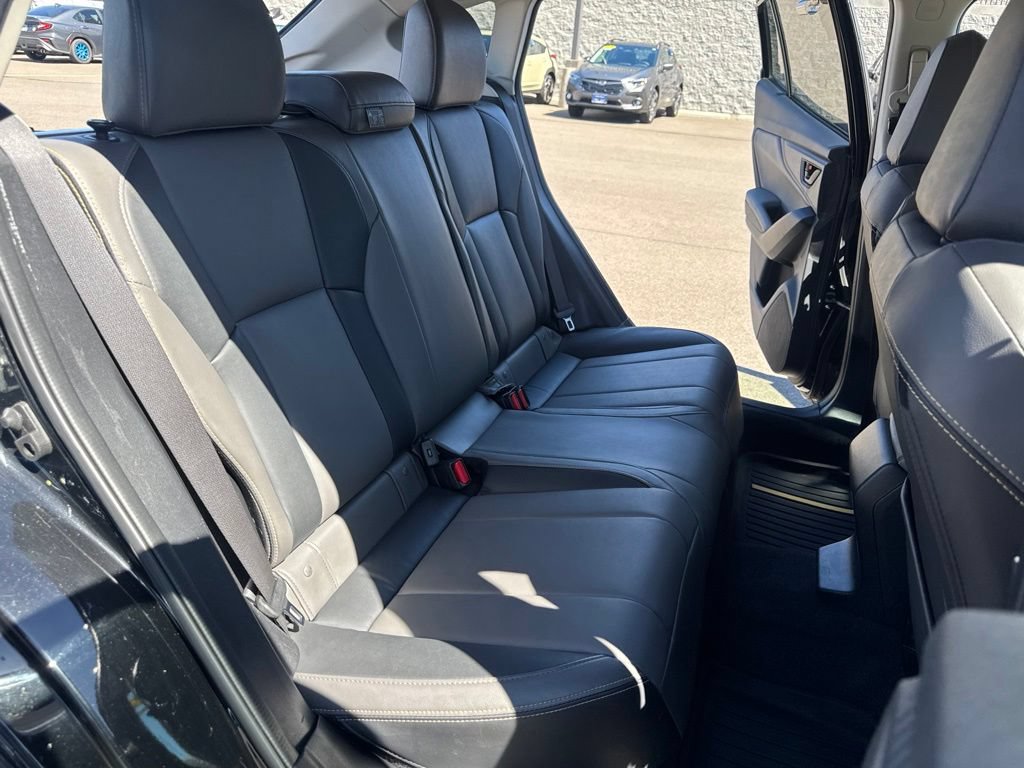 Used 2022 Subaru Crosstrek 2.5i Sport w/ Moonroof Package AWD/4WD image 14