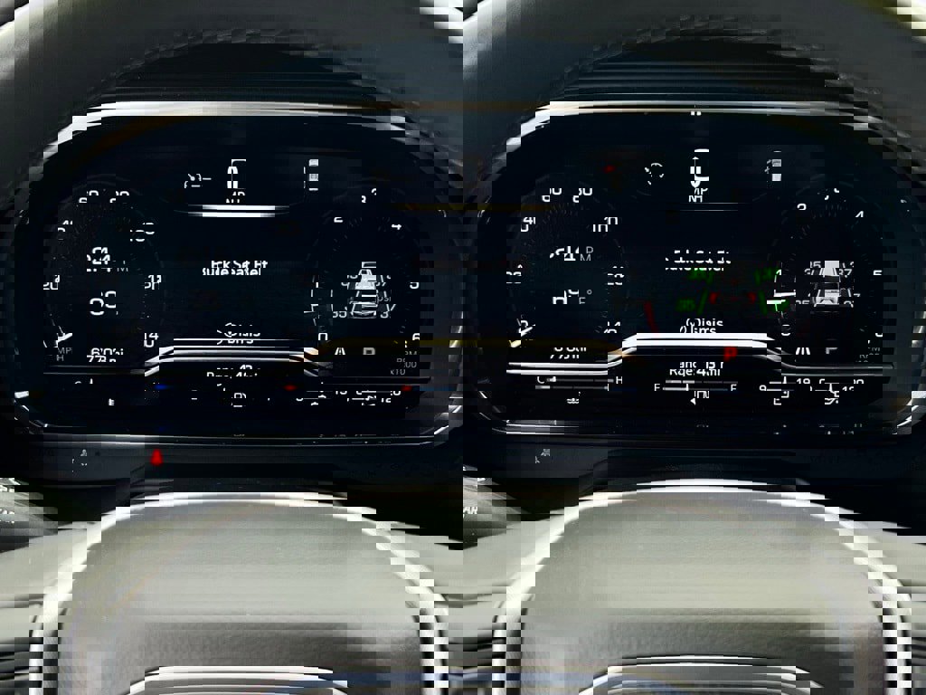 Used 2024 GMC Yukon SLT image 6