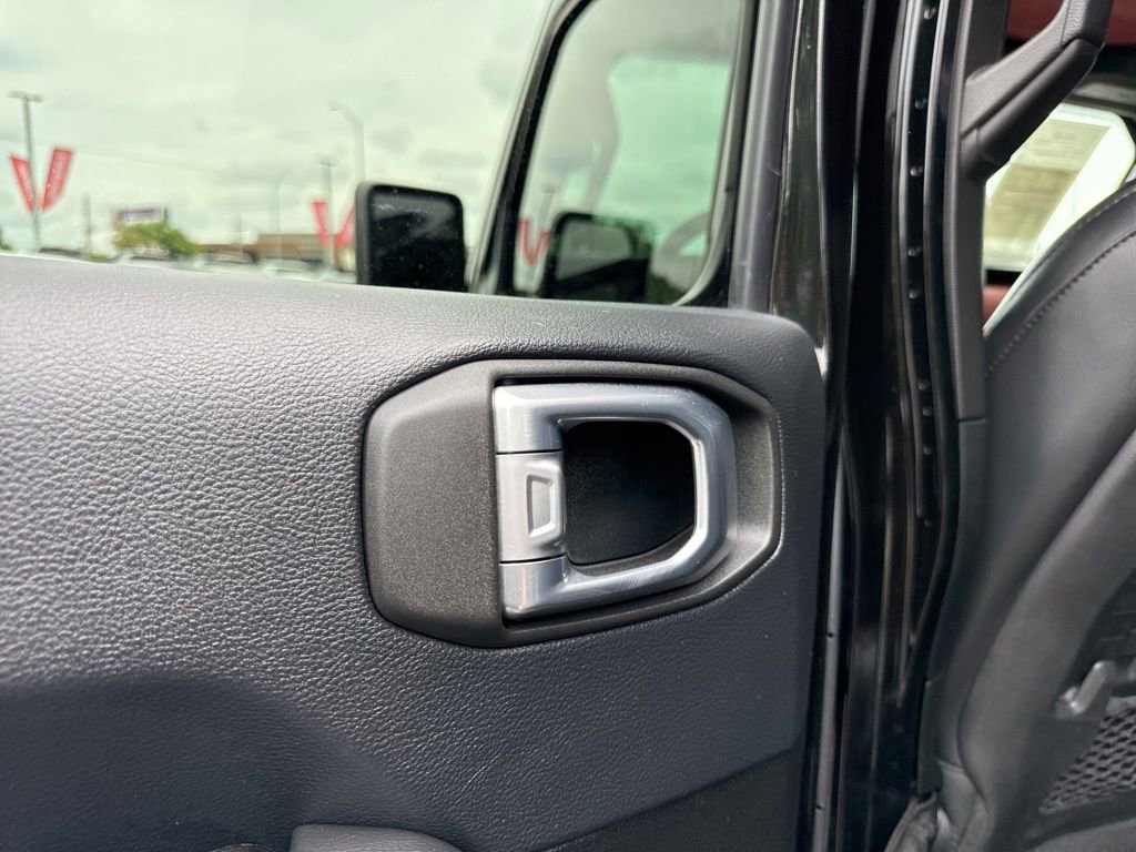 Used 2019 Jeep Wrangler Unlimited Rubicon AWD/4WD image 38