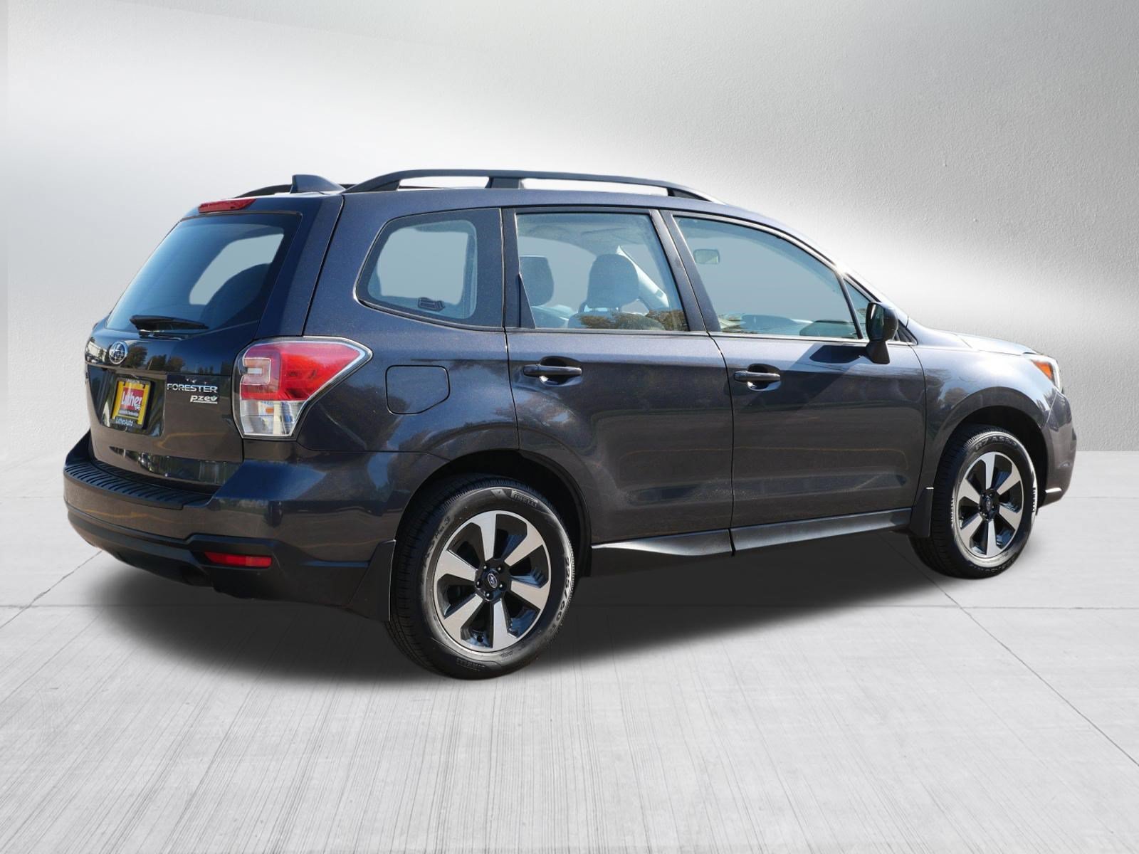 Used 2017 Subaru Forester 2.5i w/ Alloy Wheel Package AWD/4WD image 7