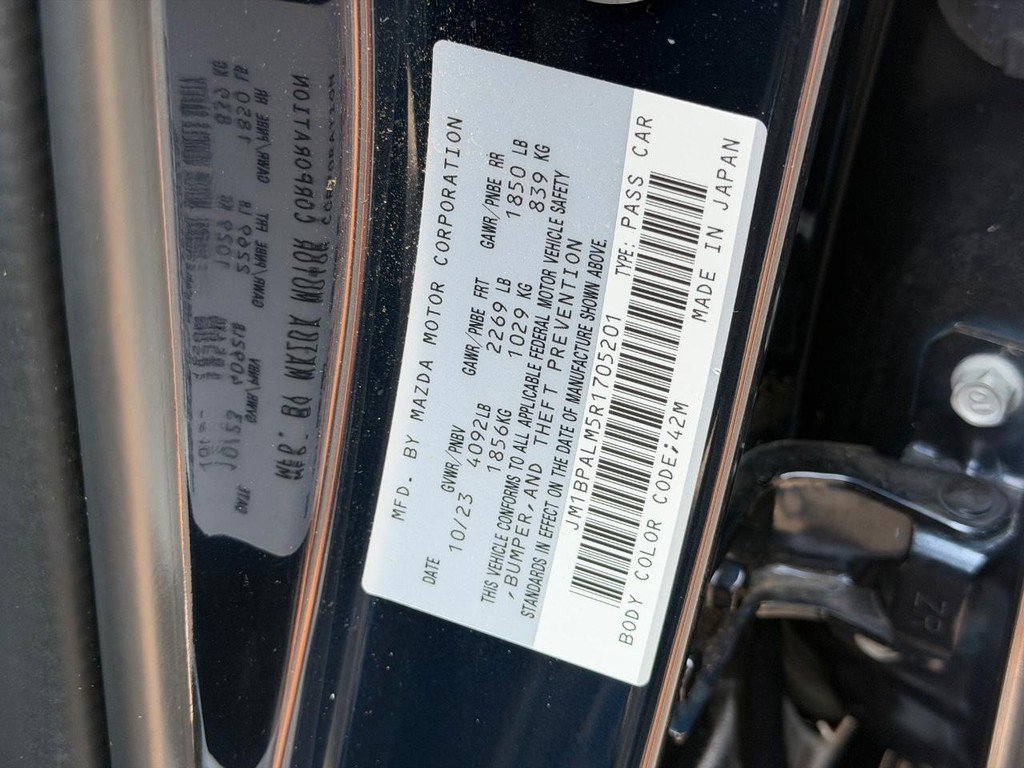 Used 2024 MAZDA MAZDA3 s FWD image 24