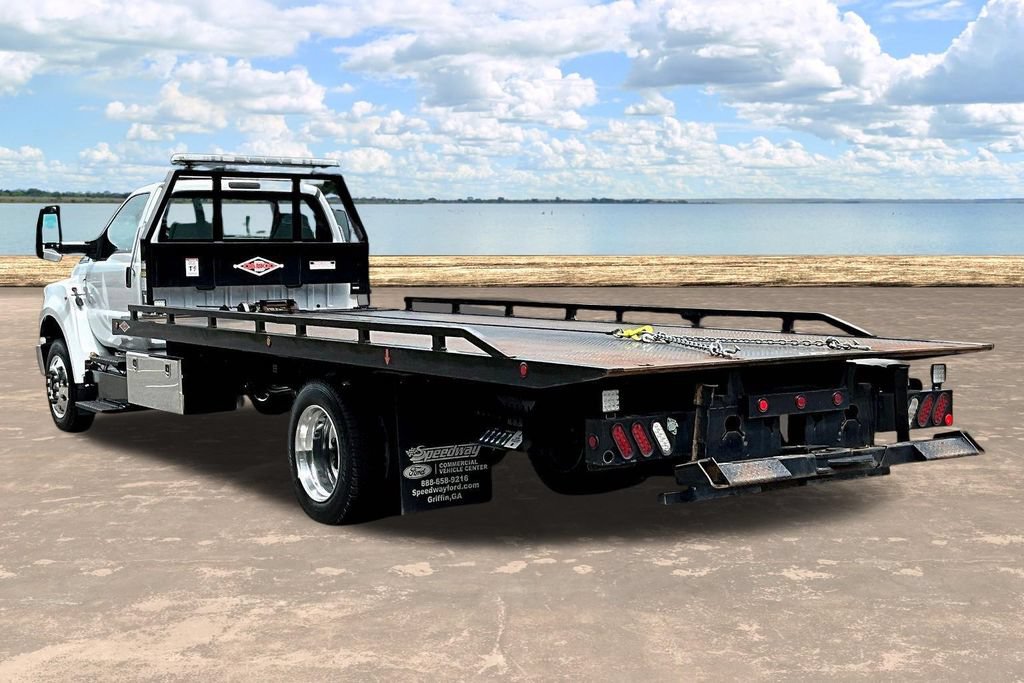 Used 2027 Ford F650 2WD Regular Cab Super Duty image 5