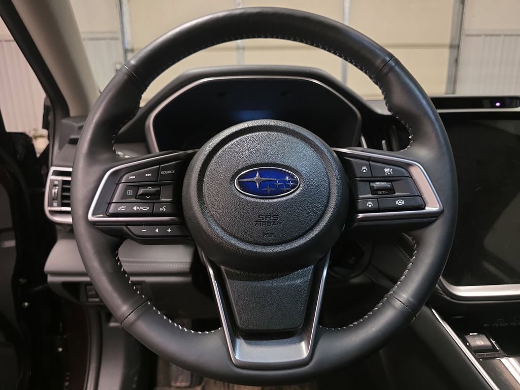 Used 2025 Subaru Outback Touring XT AWD/4WD image 8