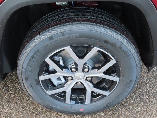 New 2025 Jeep Grand Cherokee L Limited w/ Trailer Tow Package image 13