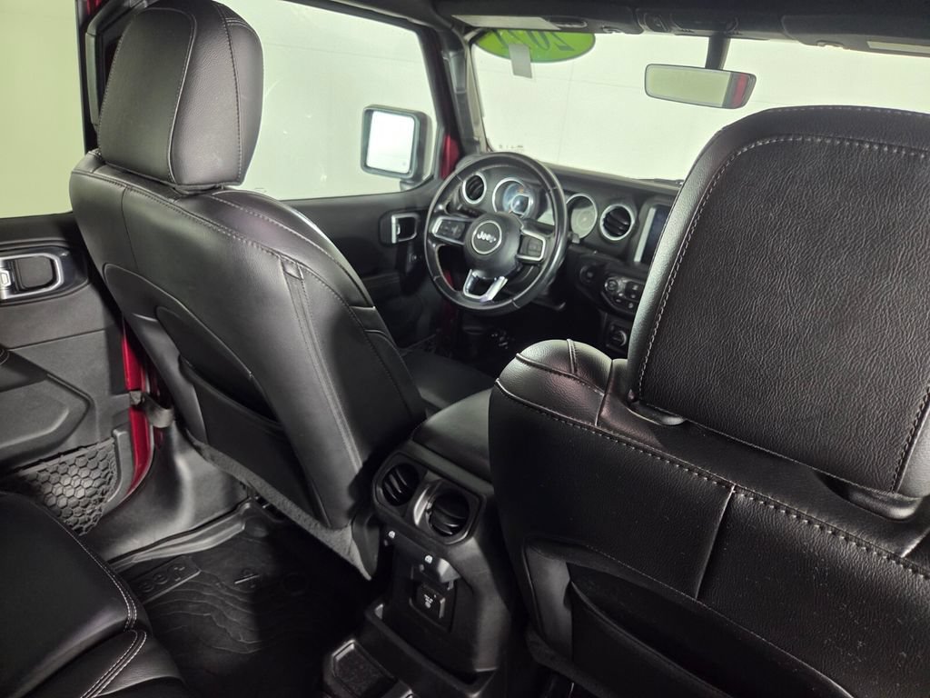 Used 2021 Jeep Wrangler Unlimited Sahara AWD/4WD image 30