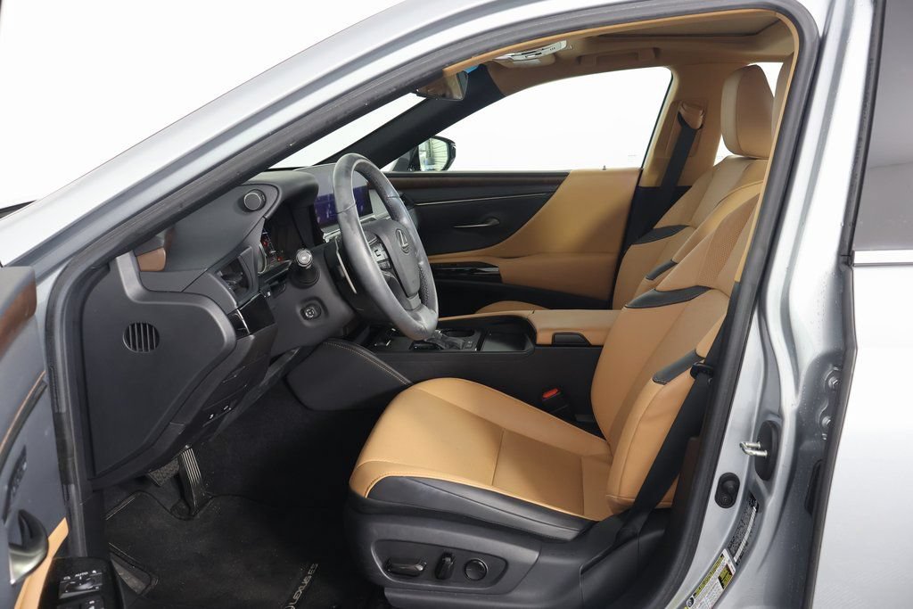 Used 2023 Lexus ES 300h w/ Premium Package FWD image 8