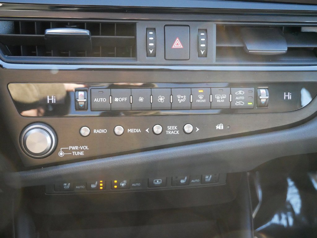 Certified 2025 Lexus ES 350 w/ Luxury Package FWD image 22